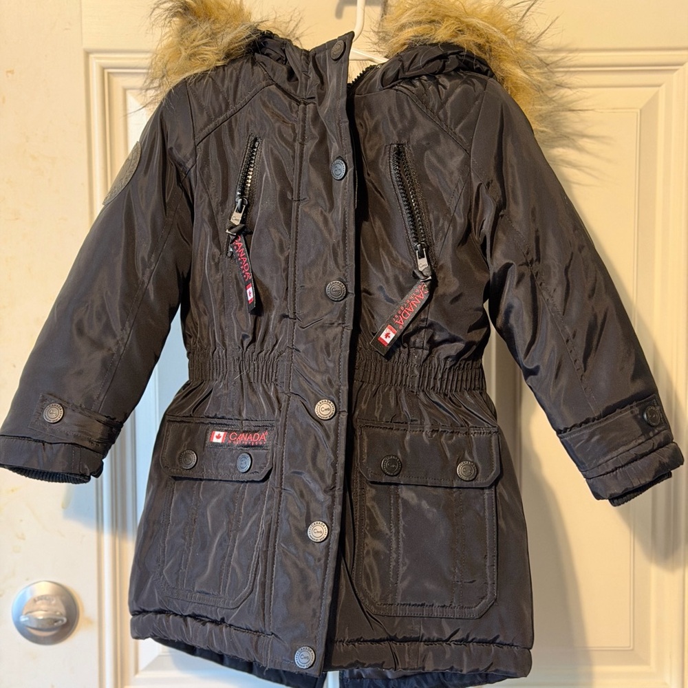 CANADA Weather Gear Girls Black Parka With Faux Fur Trim Hood Size 4